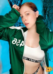MollyRedWolf-17