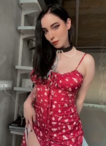 MollyRedWolf-4